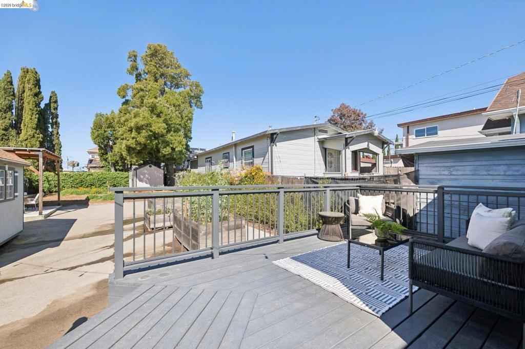 Image 31 of property listing at 2161 48th AVE, Oakland, CA 94601