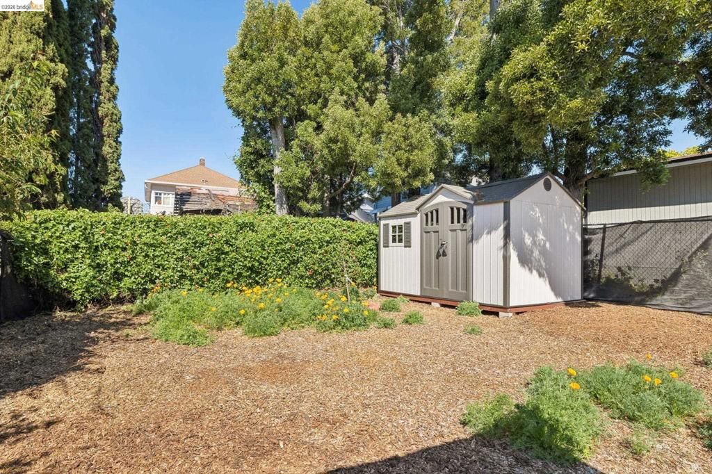 Image 53 of property listing at 2161 48th AVE, Oakland, CA 94601