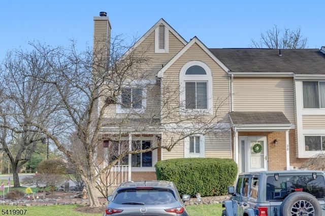 26 Whitehall Ct, Hillsborough Twp., NJ 08844