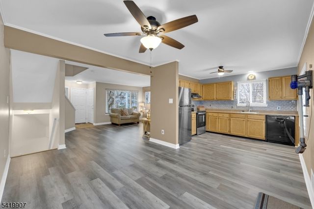 26 Whitehall Ct, Hillsborough Twp., NJ 08844