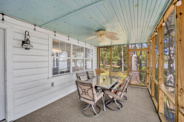 895 Fm 3288 E, Jacksonville, TX 75766