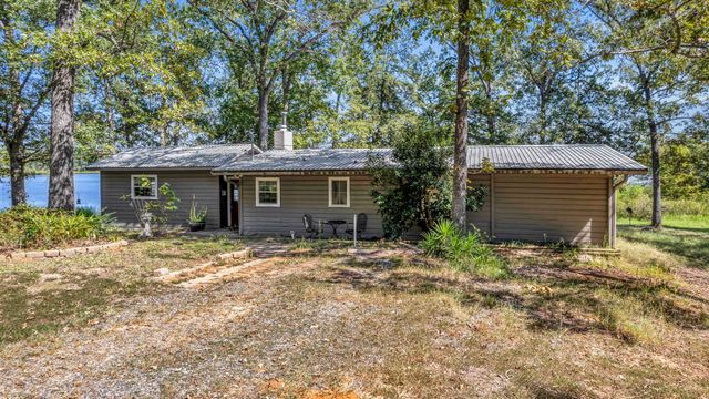 895 Fm 3288 E, Jacksonville, TX 75766