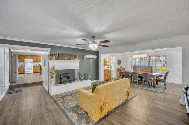 895 Fm 3288 E, Jacksonville, TX 75766