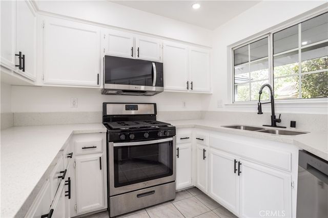 44662 Foxboro Court, Lancaster, CA 93535