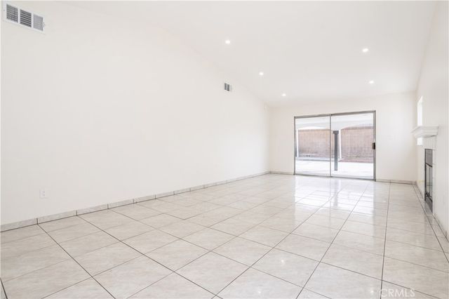 44662 Foxboro Court, Lancaster, CA 93535
