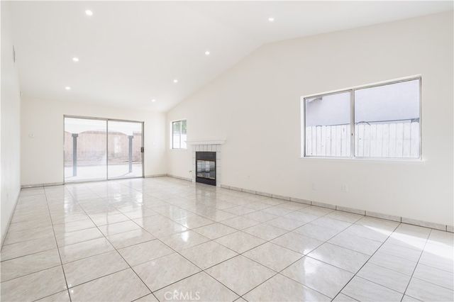 44662 Foxboro Court, Lancaster, CA 93535