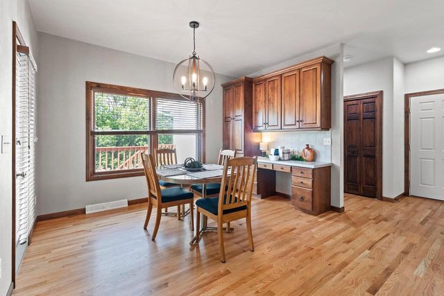 W7436 RIDGESIDE DRIVE, Neenah, WI 54956