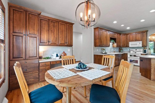 W7436 RIDGESIDE DRIVE, Neenah, WI 54956