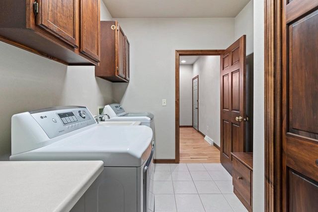 W7436 RIDGESIDE DRIVE, Neenah, WI 54956
