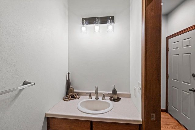 W7436 RIDGESIDE DRIVE, Neenah, WI 54956