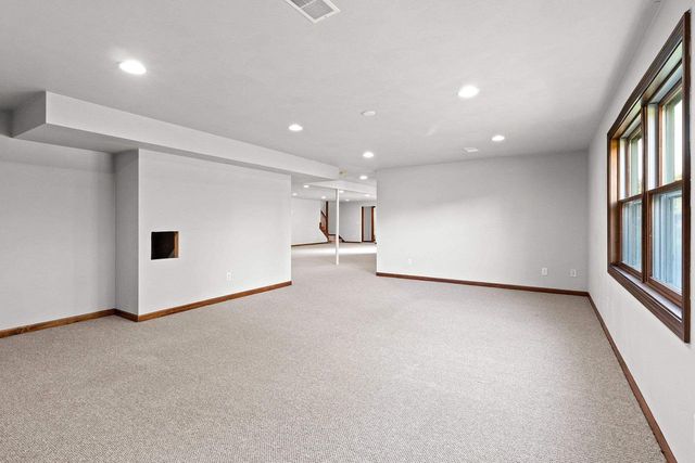 W7436 RIDGESIDE DRIVE, Neenah, WI 54956