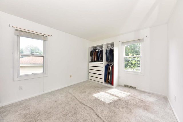 8969 W Hustis STREET, Milwaukee, WI 53224
