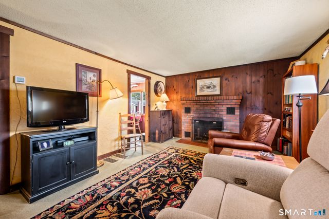 12 Booth Road, Enfield, CT 06082