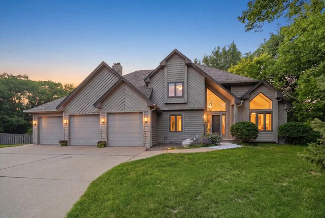 6170 Dallas Lane N, Plymouth, MN 55446