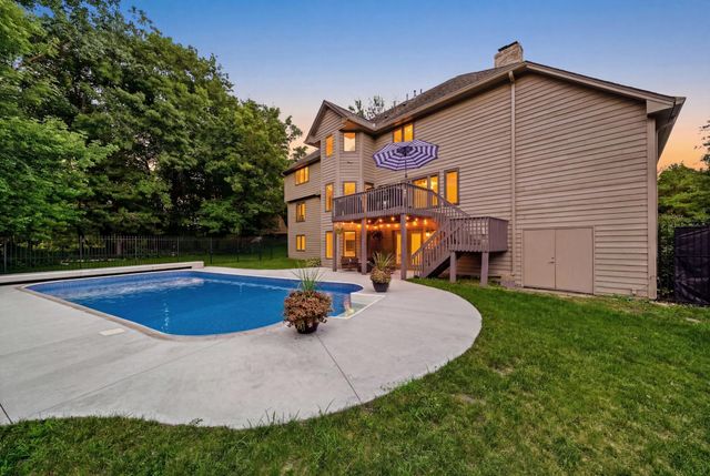 6170 Dallas Lane N, Plymouth, MN 55446