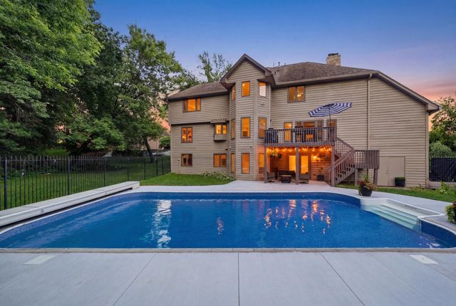 6170 Dallas Lane N, Plymouth, MN 55446