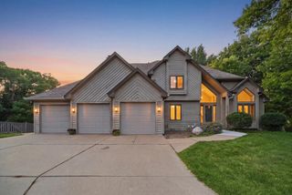 6170 Dallas Lane N, Plymouth, MN 55446