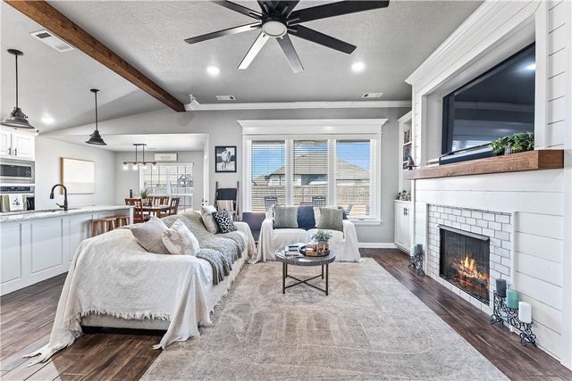 1900 Tull Drive, Pea Ridge, AR 72751