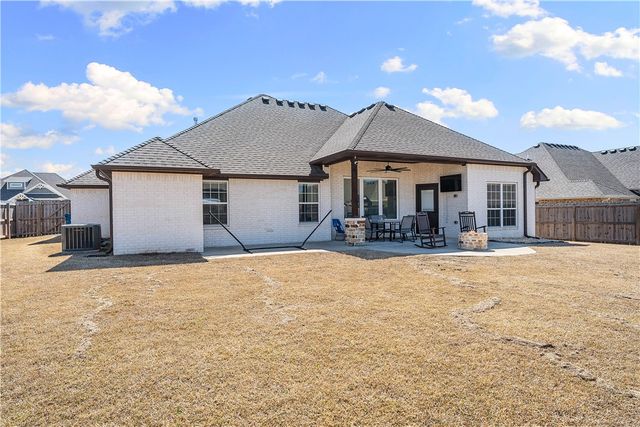 1900 Tull Drive, Pea Ridge, AR 72751