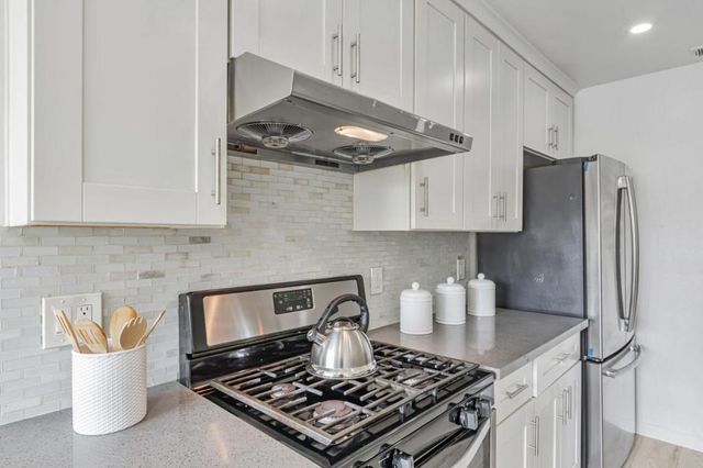 295 Rio Verde Place 4, Milpitas, CA 95035