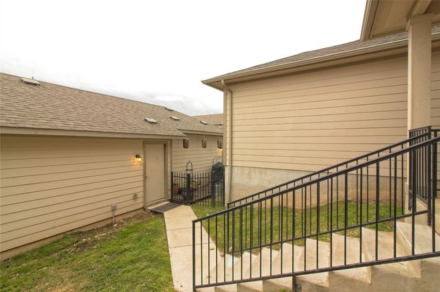 315 N Heatherwilde BLVD, Pflugerville, TX 78660