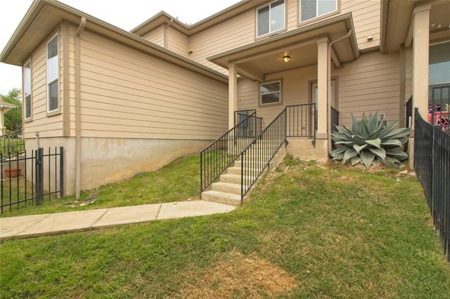 315 N Heatherwilde BLVD, Pflugerville, TX 78660