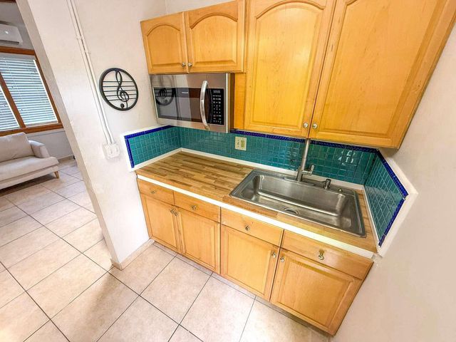 17 S L Street, Lake Worth Beach, FL 33460