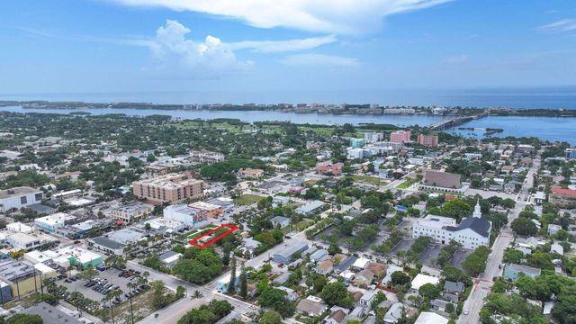17 S L Street, Lake Worth Beach, FL 33460