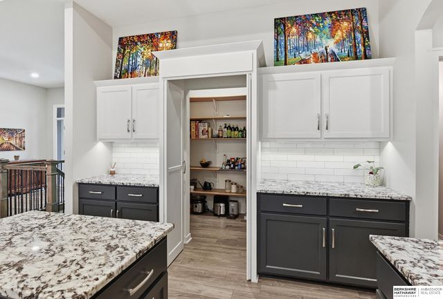 10215 Pintail Drive, Papillion, NE 68046