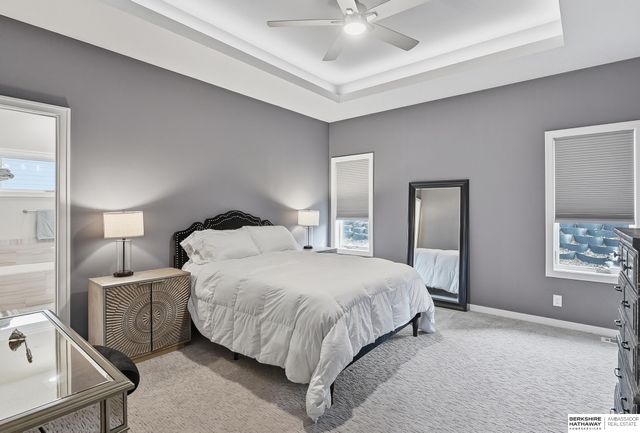 10215 Pintail Drive, Papillion, NE 68046