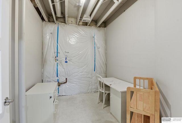 10215 Pintail Drive, Papillion, NE 68046