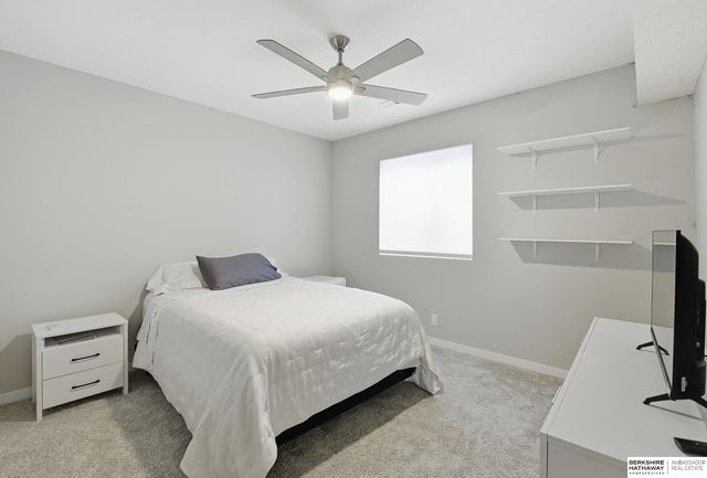 10215 Pintail Drive, Papillion, NE 68046