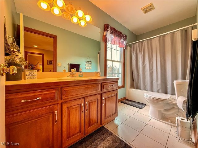 123 Clevidence Court, Seville, OH 44273