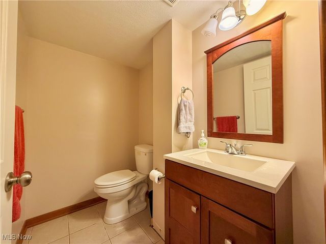 123 Clevidence Court, Seville, OH 44273