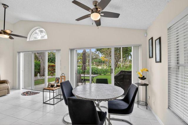 9718 Harbour Lake Circle, Boynton Beach, FL 33437
