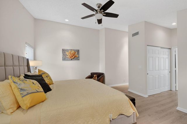 9718 Harbour Lake Circle, Boynton Beach, FL 33437