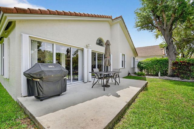 9718 Harbour Lake Circle, Boynton Beach, FL 33437