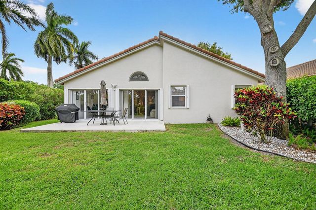 9718 Harbour Lake Circle, Boynton Beach, FL 33437