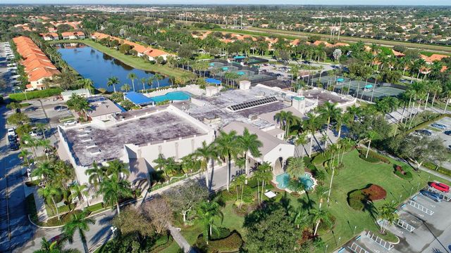 9718 Harbour Lake Circle, Boynton Beach, FL 33437