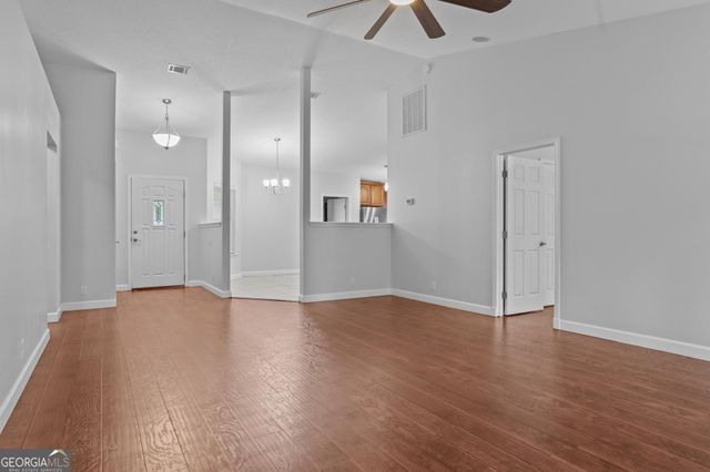 214 Lake Forest Drive S, Kingsland, GA 31548