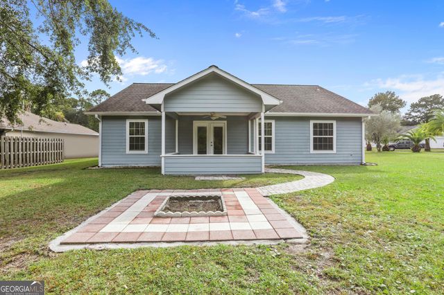 214 Lake Forest Drive S, Kingsland, GA 31548