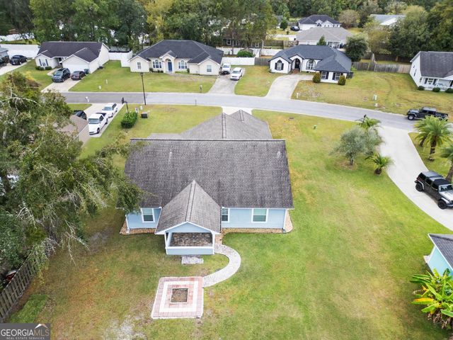 214 Lake Forest Drive S, Kingsland, GA 31548