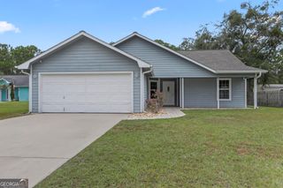 214 Lake Forest Drive S, Kingsland, GA 31548