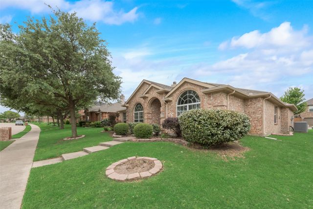 1077 Hampton Bay Drive, Rockwall, TX 75087
