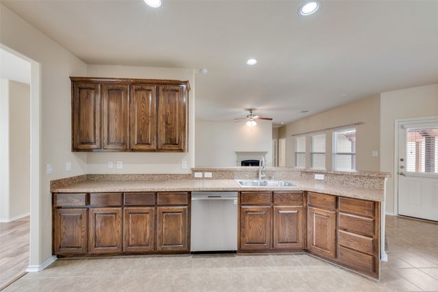 1077 Hampton Bay Drive, Rockwall, TX 75087