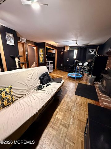 889 Pinehurst Road, New Egypt, NJ 08533