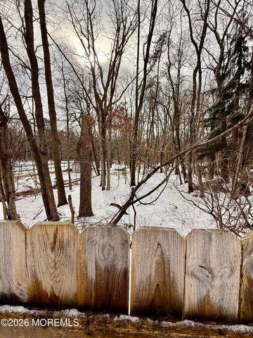 889 Pinehurst Road, New Egypt, NJ 08533