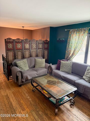 889 Pinehurst Road, New Egypt, NJ 08533