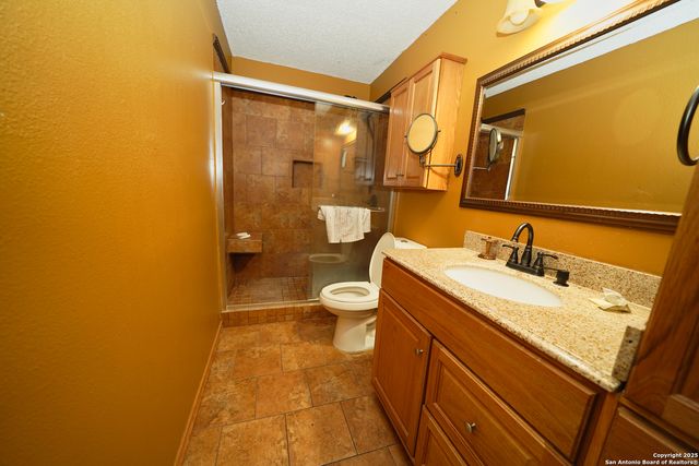 3935 Knollcross, San Antonio, TX 78247