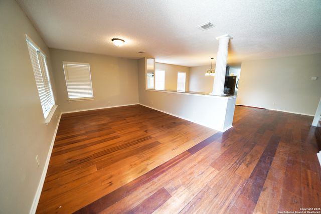 3935 Knollcross, San Antonio, TX 78247